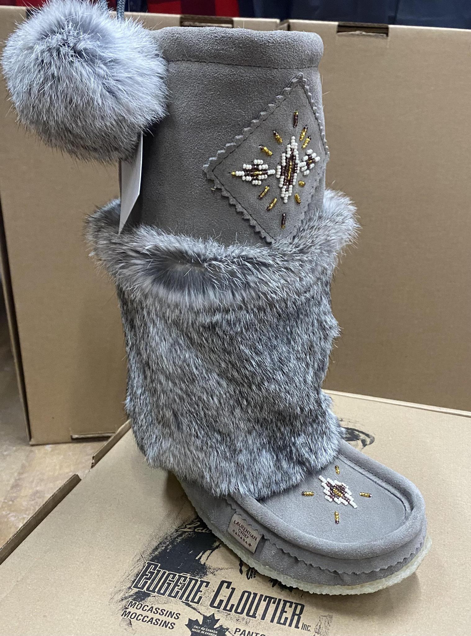 Laurentian Chief Women's Mukluk 13" Orlon Beaded - Image 9