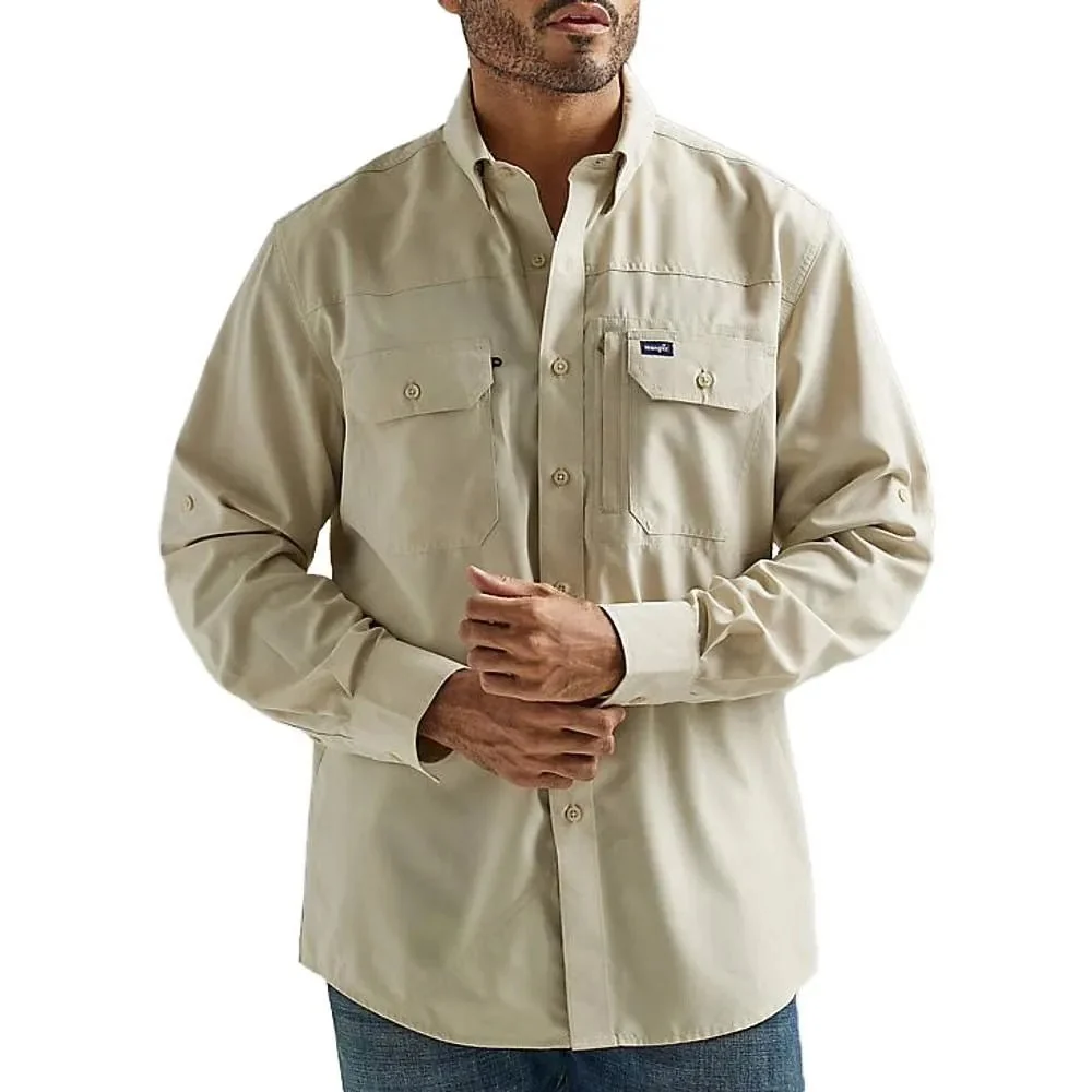 Wrangler Men's Solid Performance Long Sleeve Button Down Shirt