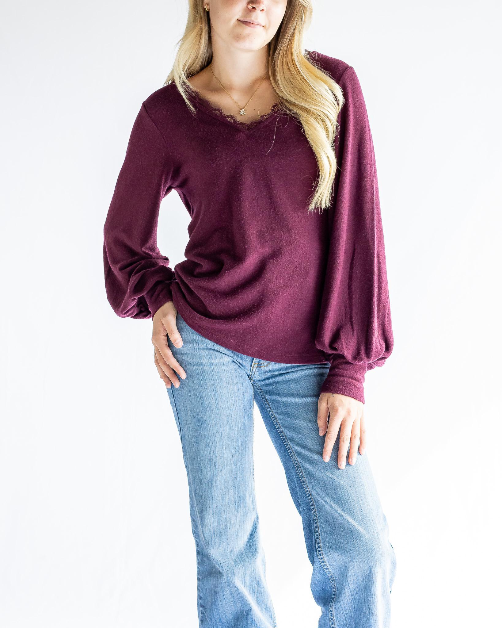 Wrangler Women’s Top V Neck Knit Long Sleeve Lace Ruffle