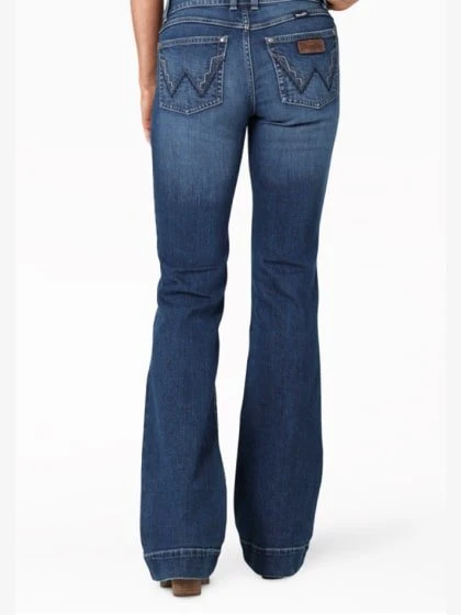 Wrangler Women’s Jeans Mid Rise Retro Mae Trouser - Image 9